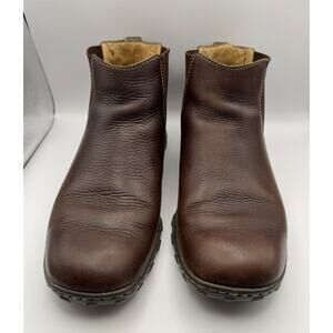 Born Mens 8.5 Slip on Ankle Boots Brown Pebble Leather